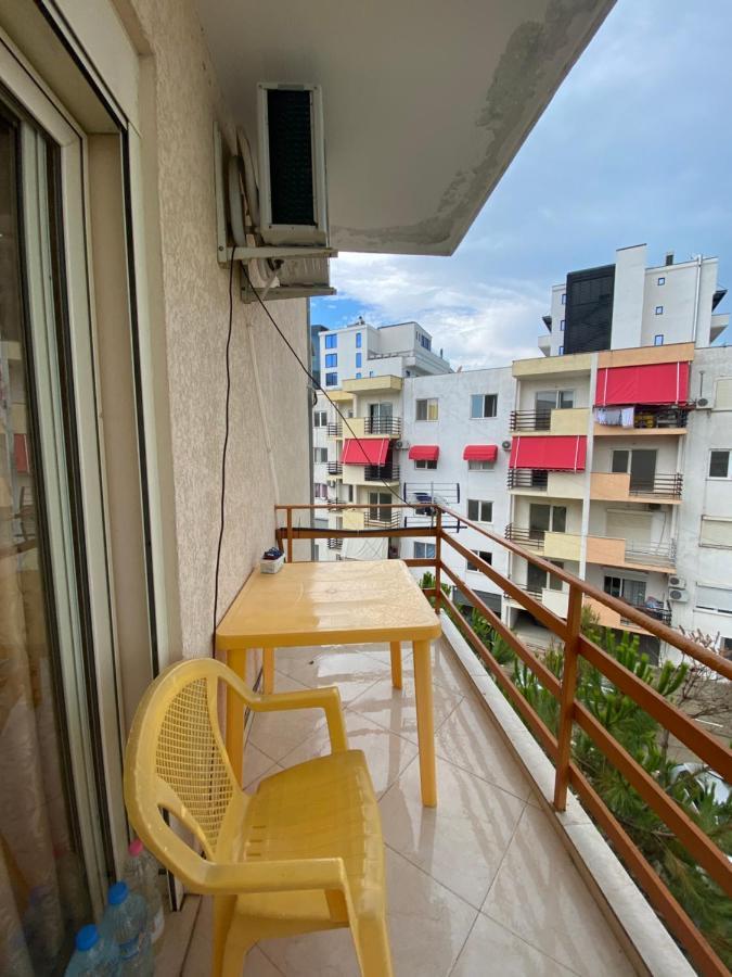 Rori'S Apartment Qerret Голем Экстерьер фото